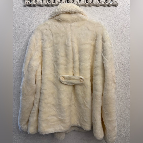 Ashley Stewart Cream Faux Fur Coat - Picture 2 of 3